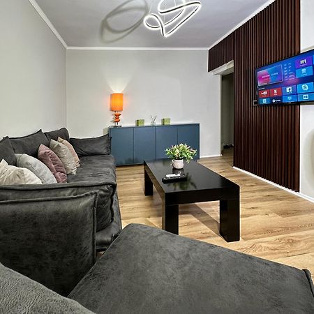 Home Select Tirana Esterno foto