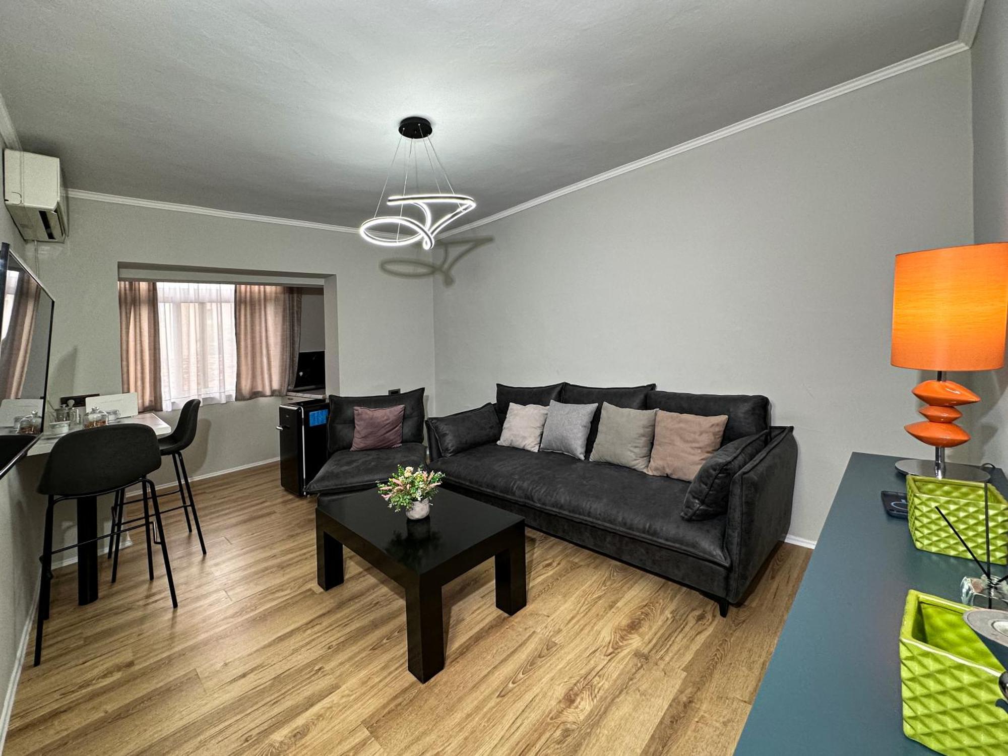 Home Select Tirana Esterno foto