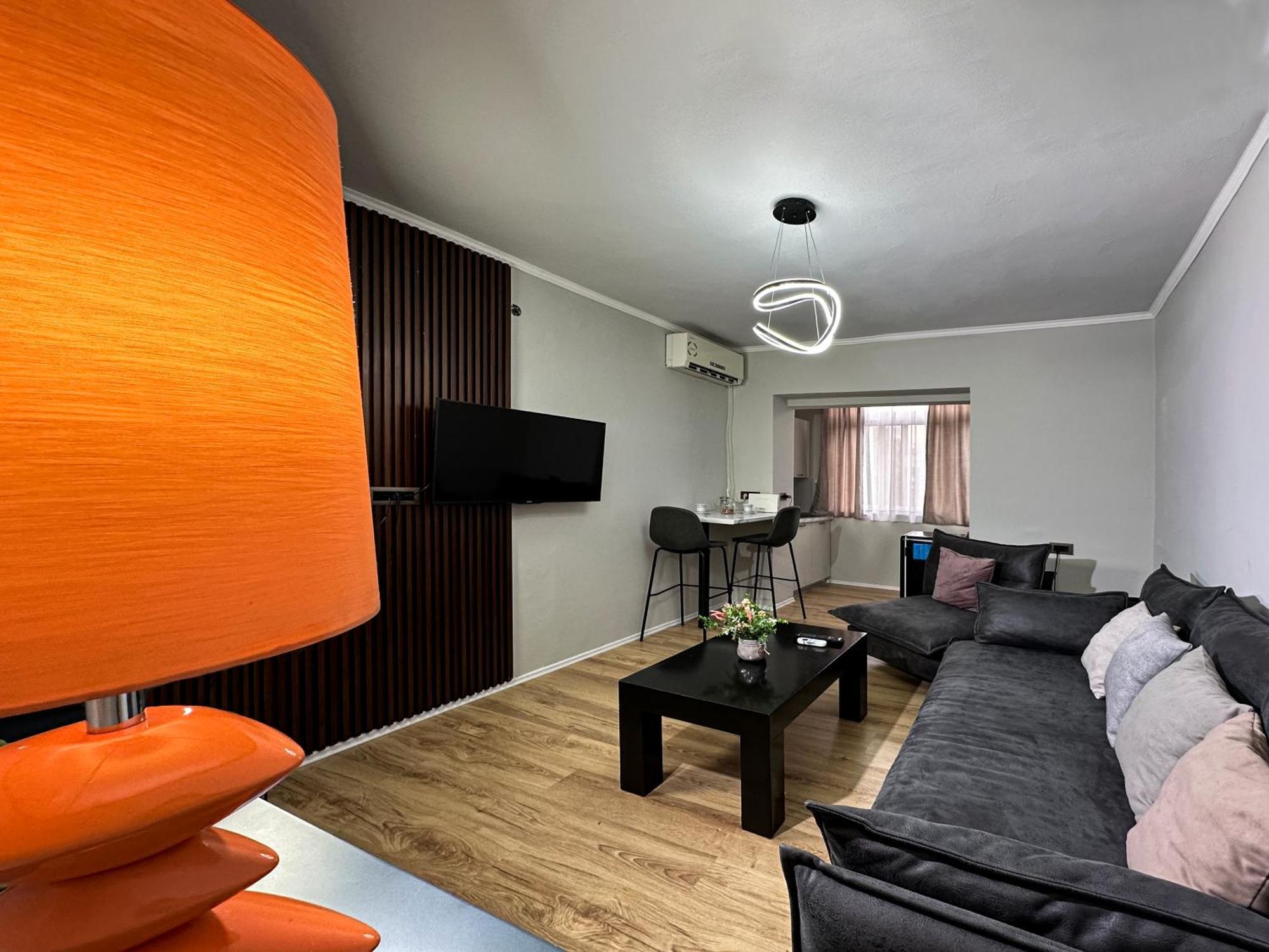 Home Select Tirana Esterno foto
